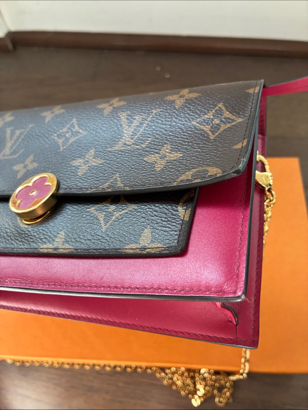 Louis Vuitton Monogram Flore Wallet on Chain - Picture 9 of 10
